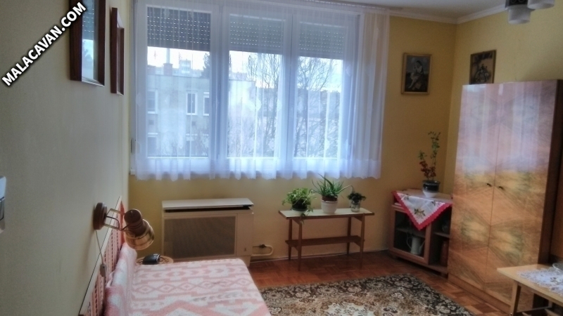 Felújított lakás a Győri kapuban alkalmi áron eladó