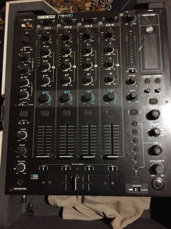 Reloop RMX80